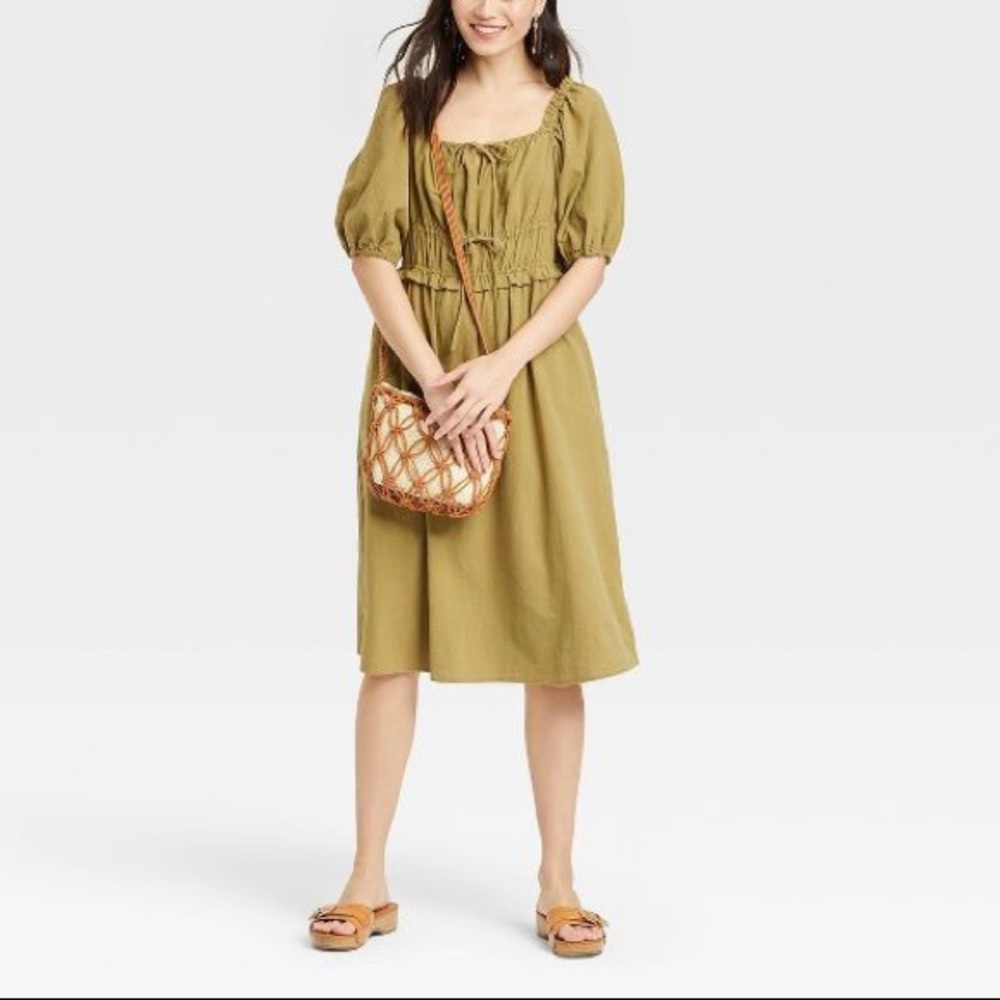 Universal Thread™ Women's Puff Short Sleeve Dress - Tribeca Green